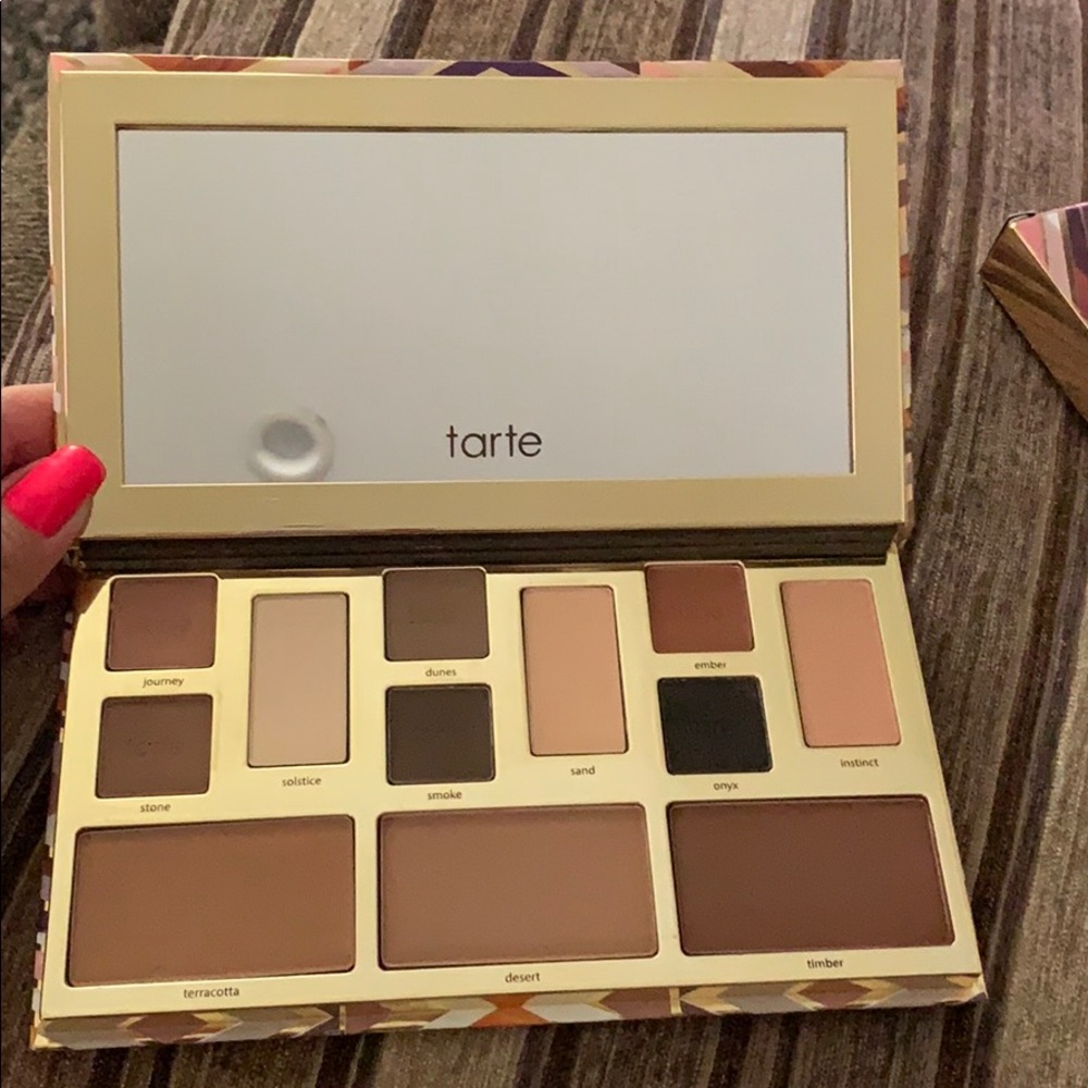 TARTE/ CLAY PLAY FACE SHAPING PALETTE
